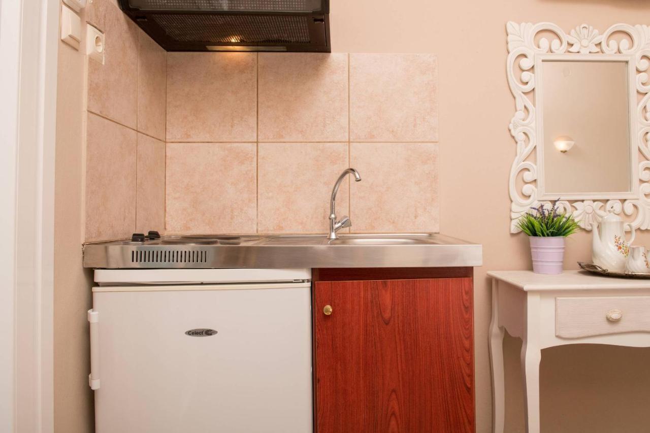 Dimitreli Eleni Studios Koinira Extérieur photo